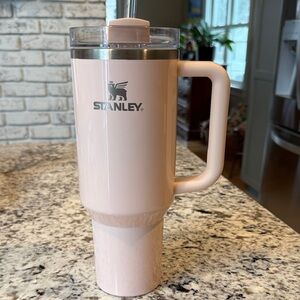 Stanley 40 ounce stainless steel H2.0 FlowState quencher tumbler